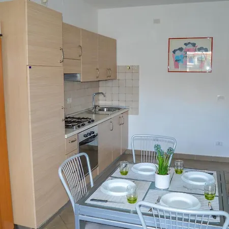 Homiday - Micaene 4*