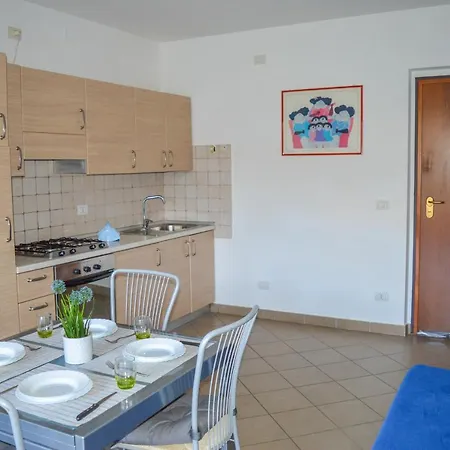 Homiday - Micaene 4* Pineto