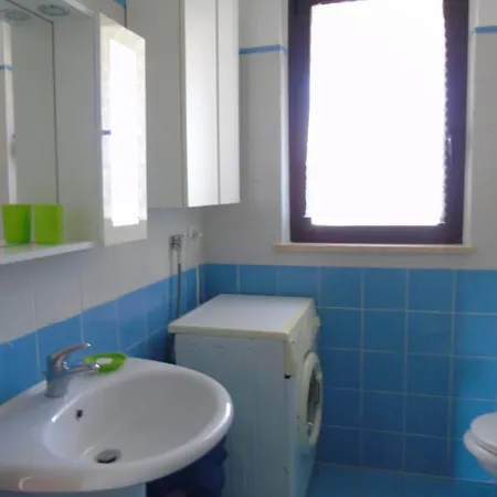 Homiday - Micaene Aparthotel Pineto