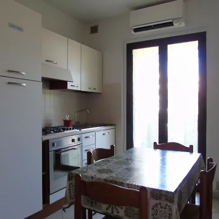 Aparthotel Homiday - Micaene