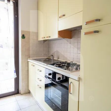 Homiday - Micaene Aparthotel Pineto