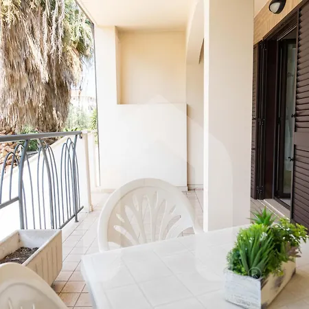 Homiday - Micaene 4*