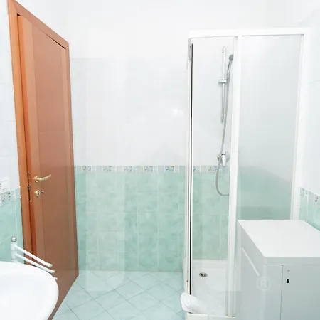 Homiday - Micaene 4*