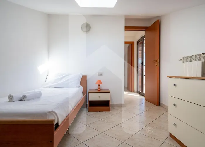 Aparthotel Homiday - Micaene 4*