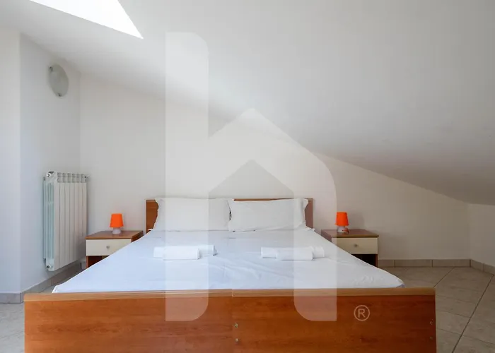 Aparthotel Homiday - Micaene 4*