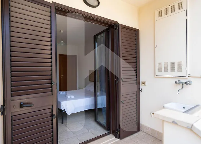 Homiday - Micaene Aparthotel Pineto